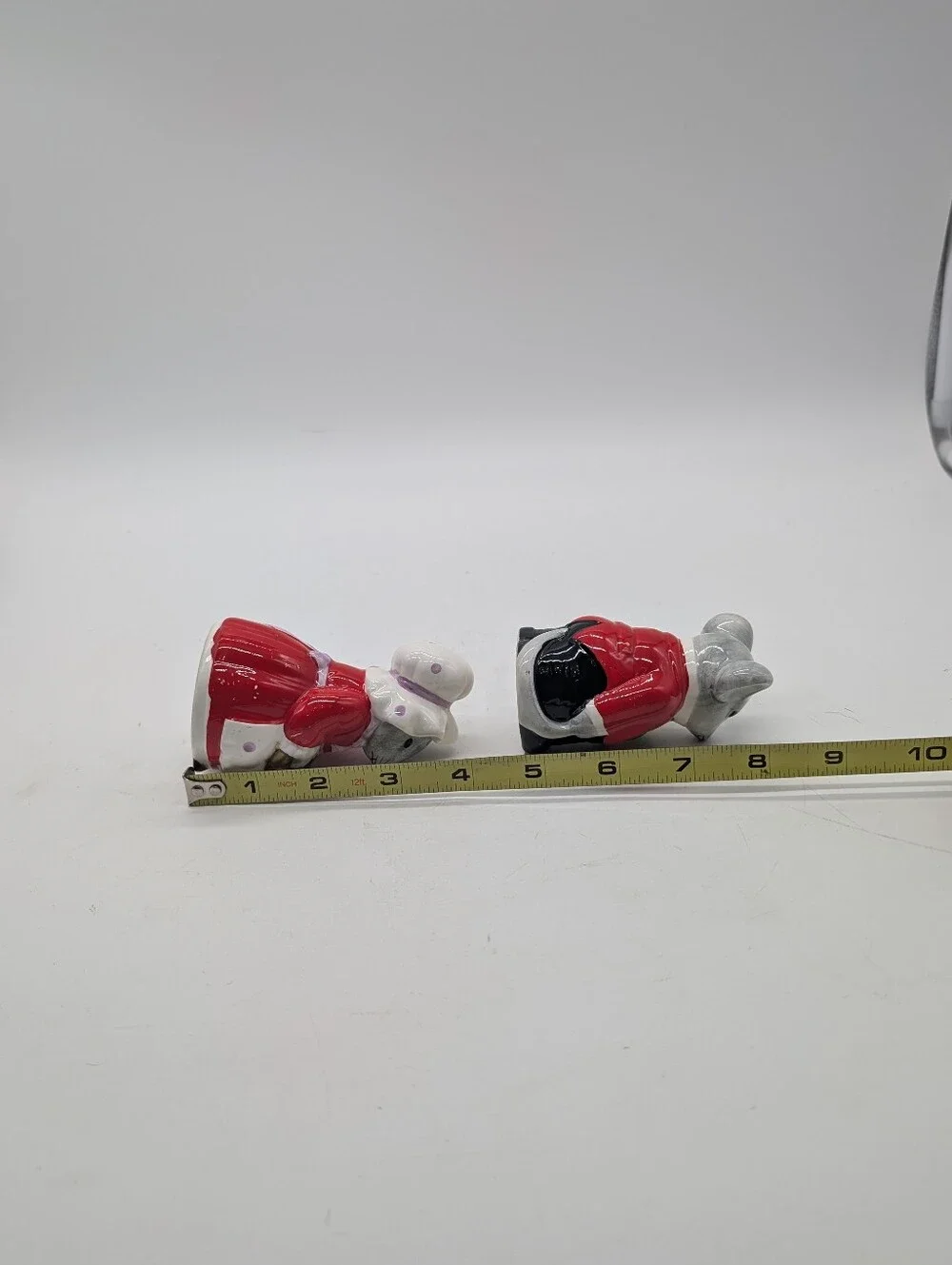 Vintage Holiday Mice Salt & Pepper Shakers Ceramic Christmas Mouse Couple Taiwan